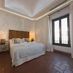 Monkeys Apartments Adriano & Terrace
